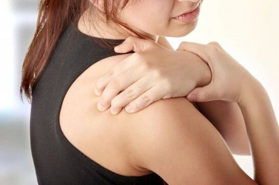 pian ar ais le osteochondrosis ceirbheacs